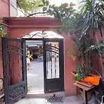 Armoni Kadikoey Hotell