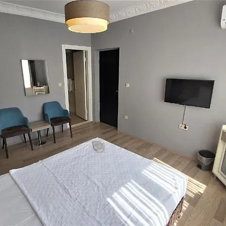 Hotel Armoni Kadikoey 2*