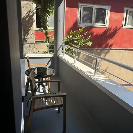 Armoni Kadikoey Ξενοδοχείο